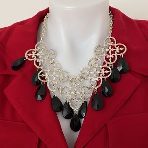 Fashion silver and black necklace